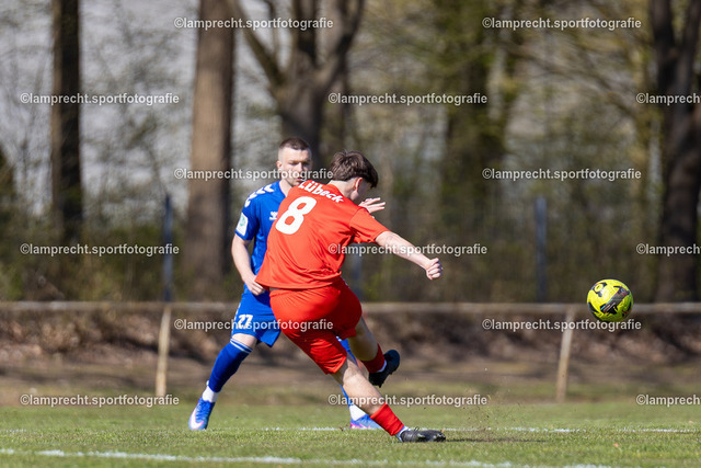 Fußball I Junioren I Saison 2025-2026 I DFB-Nachwuchsliga I 8. Spieltag I JFV Lübeck - 1. FC Magdeburg 18 | Alexander Erwin Laval (8, JFV Lübeck) - Realisiert mit Pictrs.com