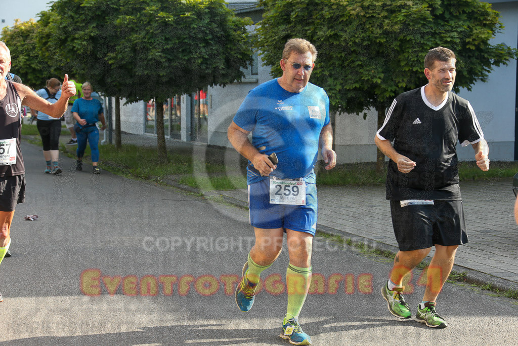 230804_1812_EX1_3802 | Sportfotografie im Rhein-Sieg Kreis, Köln, Bonn, NRW, Rheinland Pfalz, Hessen, etc. Unser Tätigkeitsfeld umfasst den Laufsport vom Volkslauf über den Marathon, Duathlon, Triathon bis zum Ultralauf wie Kölnpfad Ultra oder Schindertrail.