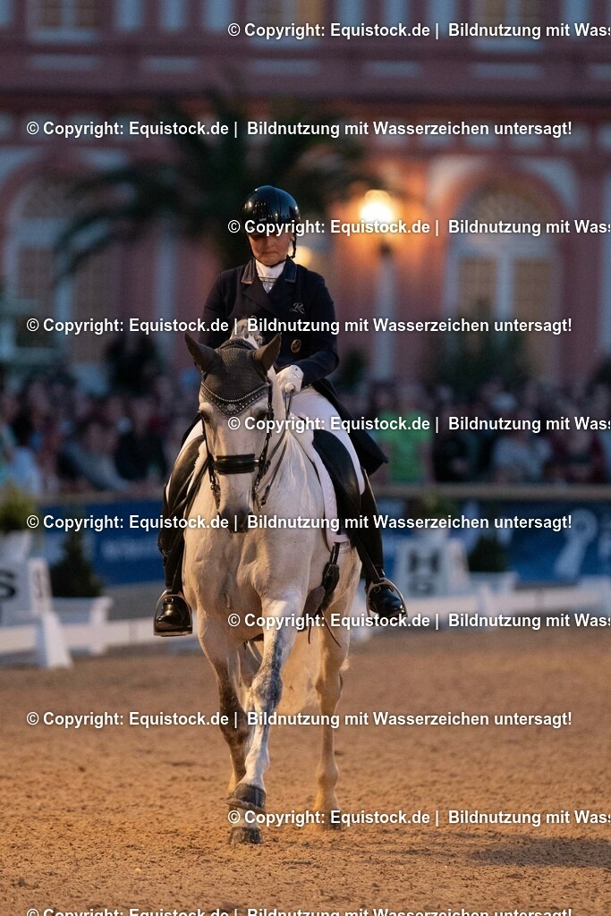 20230528_Flutlicht-Kür_0137 | equistock