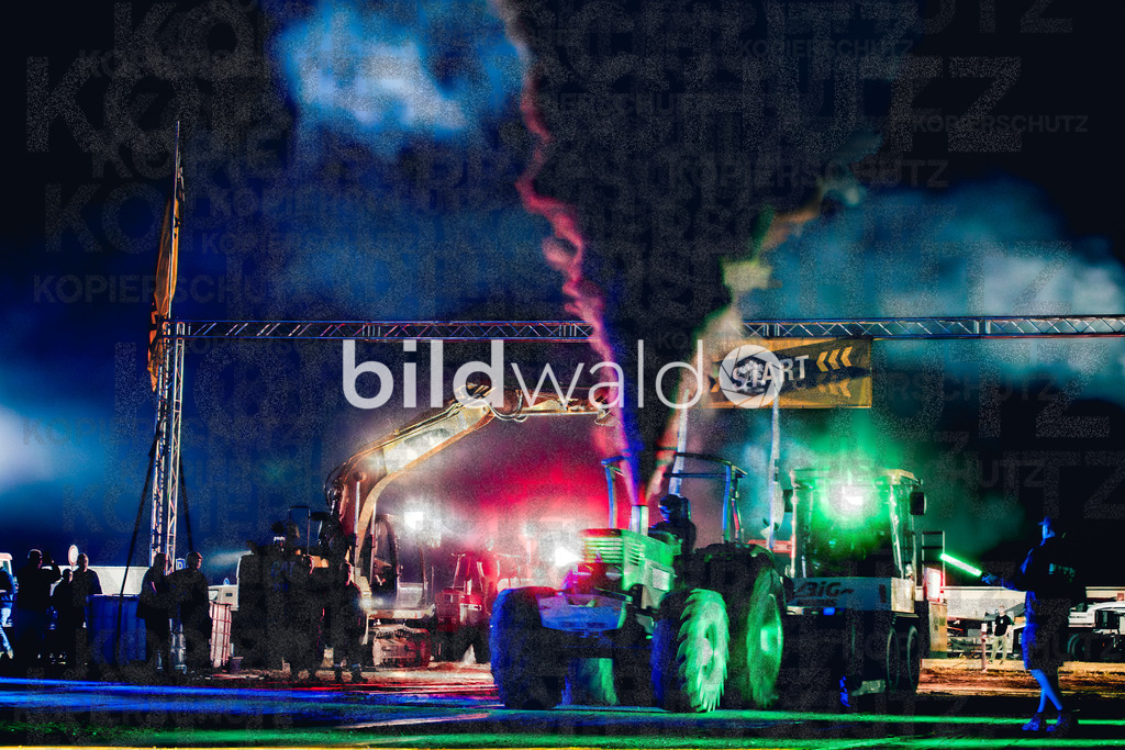 Trecker Treck Hohenhorn 2025 Pulling Party (507 von 910) | BILDWALD - eine Auswahl an Bildern von Thomas Perrotton zum bestellen und genießen. Alle Bilder von Thomas Perrotton - Alle Bilder mit einer SONY Kamera gemacht - SONY TAMRON SIGMA PHOTOSHOP LIGHTROOM BILDWALD Online kaufen Bilderwald Wandbilder - Realisiert mit Pictrs.com