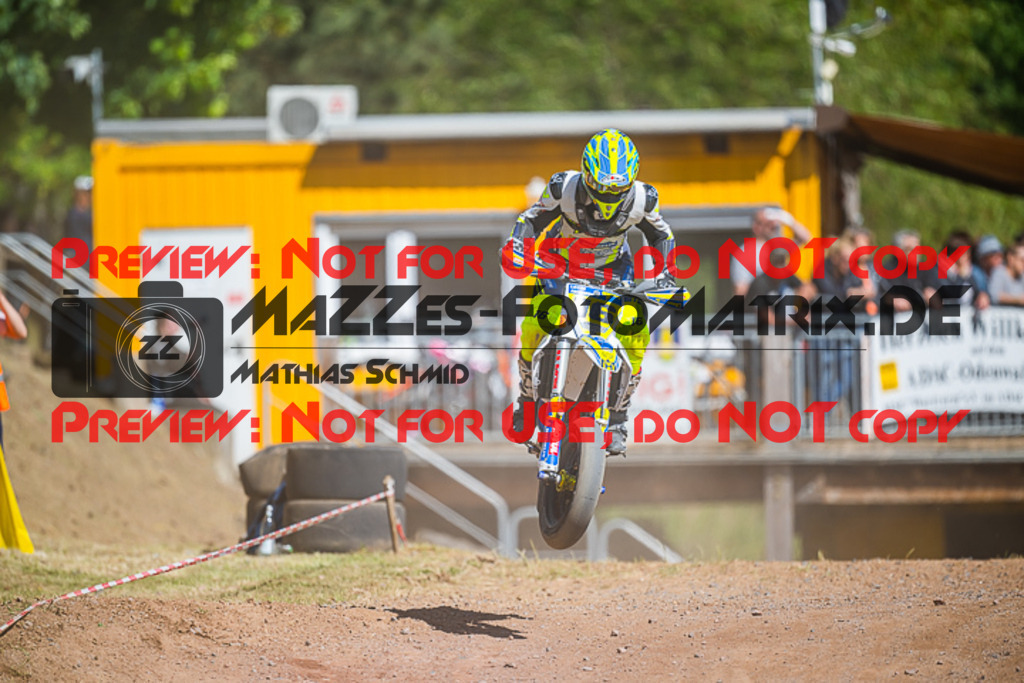 MaZZes_FotoMatrix_220529_0159 | Fotograf Mathias Schmid
Sportfotograf,
Eventfotograf,
Hochzeitsfotograf,
Portraitfotograf