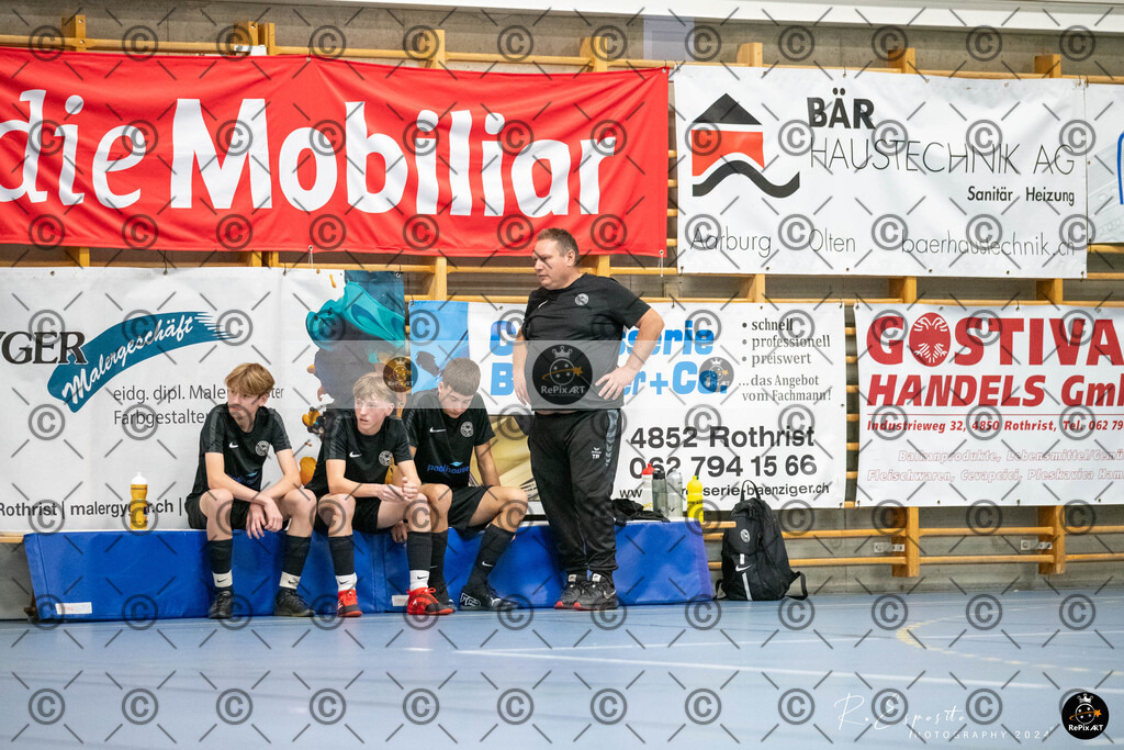 20241130_FCR-Hallenturnier-C-1_026 | Sport und Naturfotografie von Roberto Esposito zeigt echte Momente Bewegung und die Schönheit der Natur. Ausdrucksstarke Bilder schaffen Emotionen.