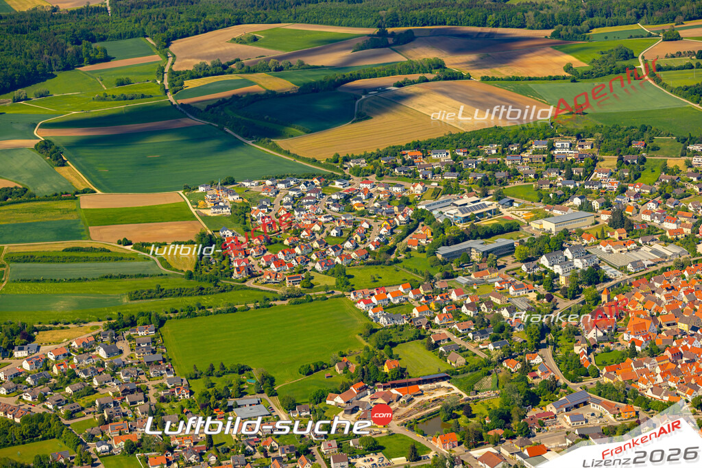 Das Luftbild zeigt :  Wemding - Die Luftaufnahme wurde 2024 vom UL-Flugzeug aus erstellt ( keine Drohne ) - Hochauflösende Luftaufnahme - Für grossformatige Ausdrucke geeignet. Die Geschenkidee !Mit Lizenz und Bildrechte bestellbar