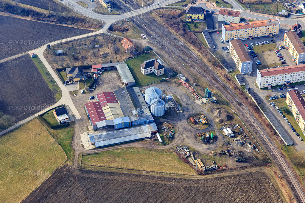 Aerial view: Ferme Modery Heckenau in Lauterbourg in the state Bas-Rhin, France. – Photo: IMG_096952.jpg taken on 02/19/2017 by Werner Riehm/FLY-FOTO.com – Resolution of the original: 5188 x 3458 px
