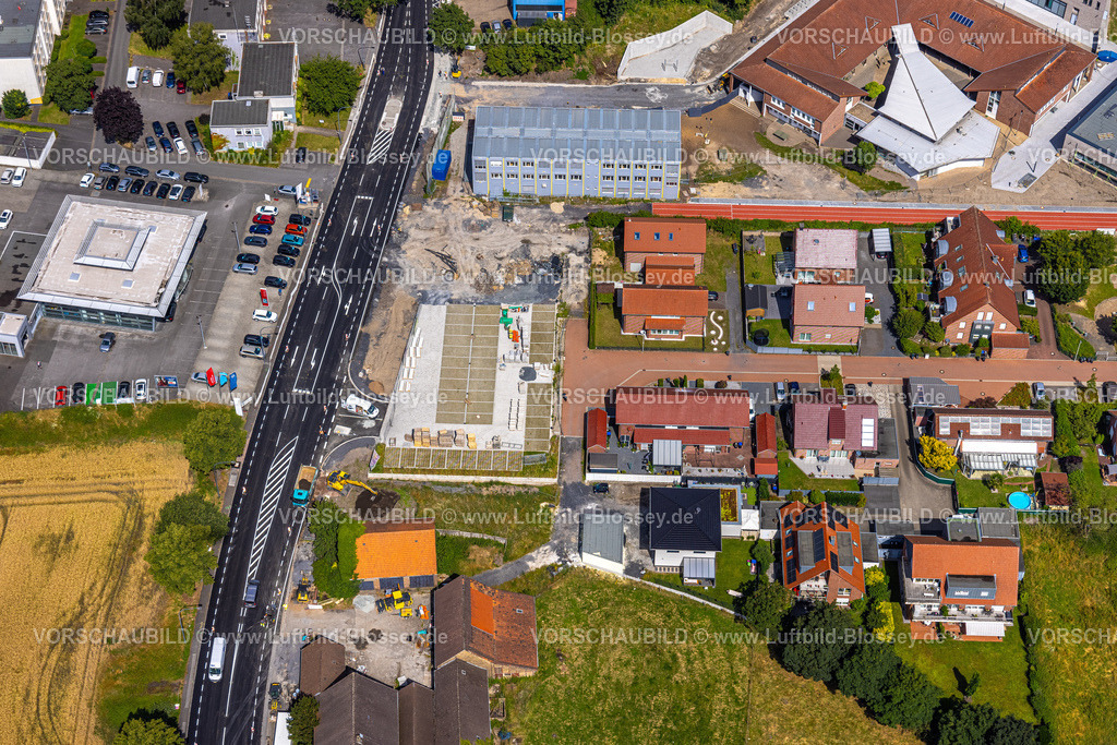 Hamm240706259 | Luftbild, Baustelle mit Neubau und Sanierung Arnold-Freymuth-Gesamtschule / Falkschule, Fangstraße mit neuem Straßenbelag, Stadtbezirk Herringen, Hamm, Ruhrgebiet, Nordrhein-Westfalen, Deutschland