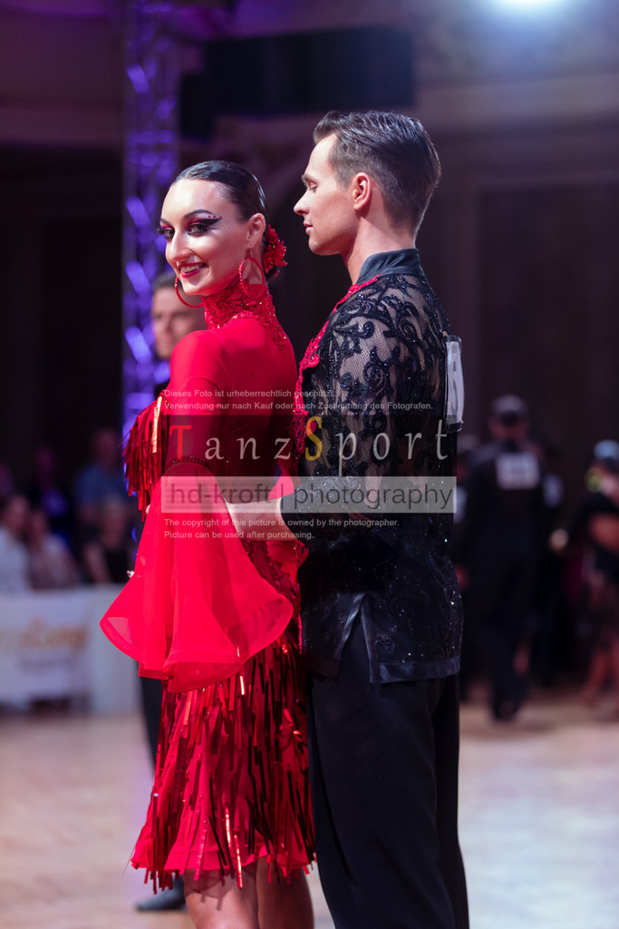 20250705_WDSF_WO_Lat-dC25-3974 | Tanzsportbilder, Standardtanz, Lateintanz, WDSF, DTV, LTVB, dancecomp, goc, hessen tanzt, blaues band der spree, walzer, tango, wiener walzer, slowfox, quickstepp, samba, rumba, cha-cha-cha, paso doble. jive, hd-kroft photography, turniertanzsport