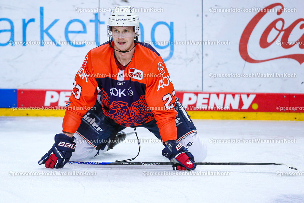 KoeDEL08032402100 | 08.03.2024, Köln, Eishockey, Penny DEL, 52. Spieltag, Lanxess-Arena, Kölner Haie - Adler Mannheim: Jyrki Jokipakka (Adler Mannheim)