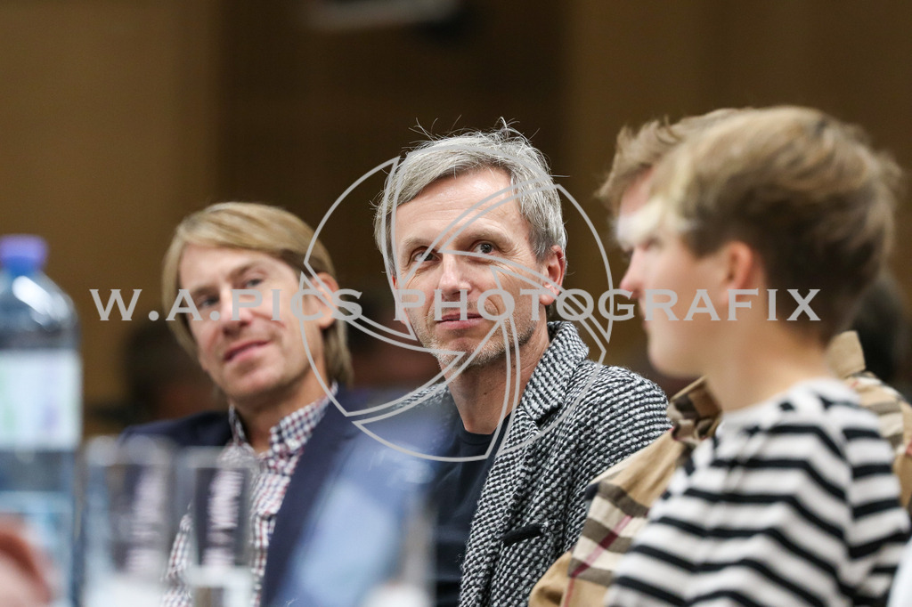 AW_20221110awmac6277 | Sport-,  Presse- und Eventbegleitung!
Contact me !
