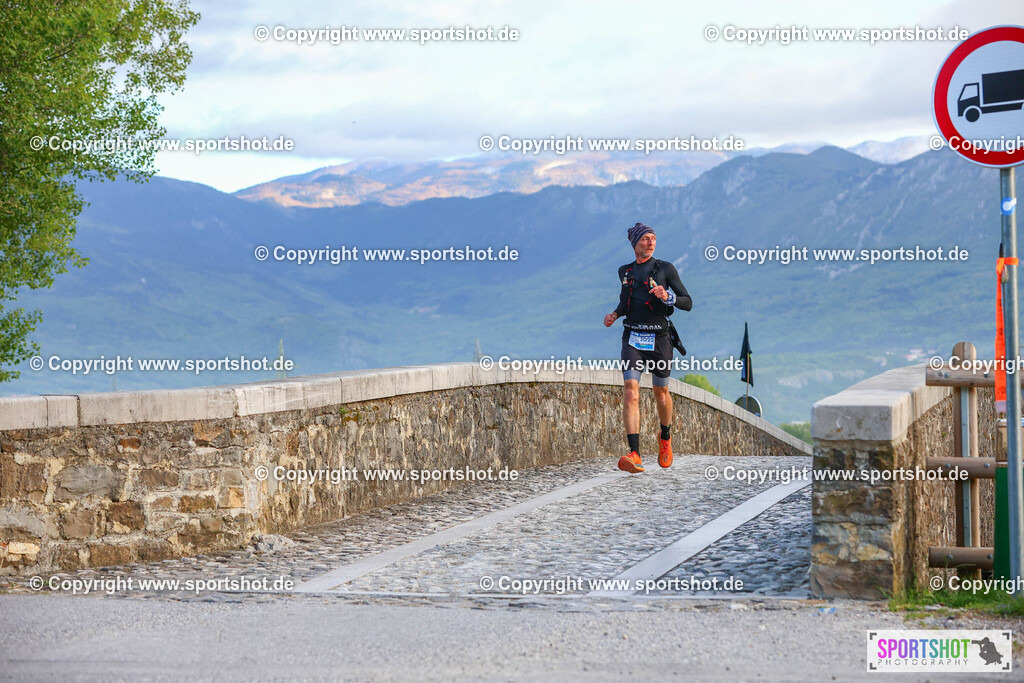 RZ__9955 | Ultra Trail Vipava Valley - Slovenia Trail Running 2024                                                        @Ultra Trail Vipava Valley - Slovenia             @Sportshotphotography                                  PhotoCredit : www.sportshot.de