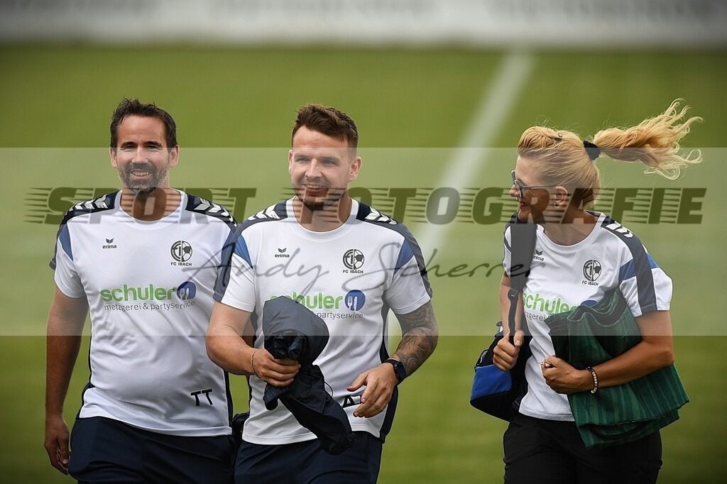 D5S_5060 | Kaufen Sie Sportbilder im Onlineshop von Andy Scherrer Sportfotografie. Faszinierende Bilder von Sportevents aus der ganzen Schweiz. Fussball, Frauenfussball, Unihockey, Handball, Schwingen und weiteren Sportarten. - Realisiert mit Pictrs.com