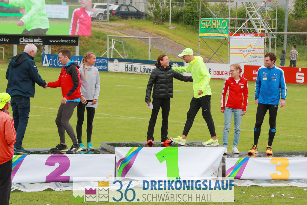 Siegerehrung Optima Sport Park | 3königslauf 2022 Siegerehrung - Realisiert mit Pictrs.com