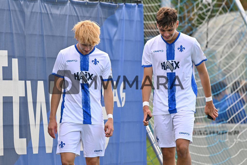 MW9_5035 | MWMARA - Realisiert mit Pictrs.com