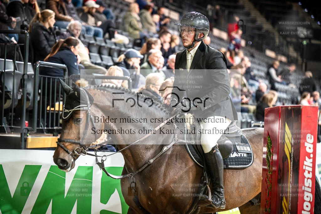 DOS_0336 | Entdecke hochwertige Reitturnierfotos von Foto Oger. Professionell, emotional und authentisch – jetzt Lieblingsmomente im Shop bestellen.Deutschlandweite Turnierfotografie. - Realisiert mit Pictrs.com