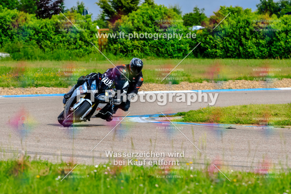 MotoTeam-8661 | Hier findet Ihr Bilder von Touristenfahrten auf der Nürburgring Nordschleife oder von anderen Veranstaltungen die ich besucht habe. Viel Spass beim Durch Schauen 