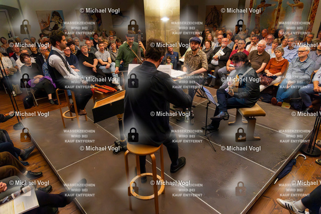 TAM25_K.03__Michael-Vogl_023_4421 | Tage Alter Musik Regensburg K.03 Städtische Galerie im Leeren Beutel The Tunelanders (Tuneland/Schweiz) Die Musikszene in den Dubliner Wirtshäusern und Musiksalons des 18. JahrhundertsEnglische, Schottische und Irische Volksmelodienin barocken Variationen Foto: Michael Vogl