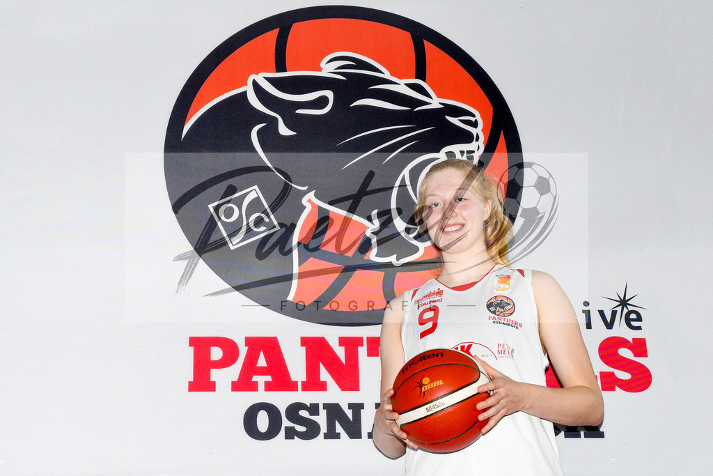 TEAOSC20201002_0003 | Basketball, Juniorinnen:   bei der Team Presentation der OSC Junior Panthers am 02.10.2020 in Osnabrueck, Deutschland. - Realisiert mit Pictrs.com