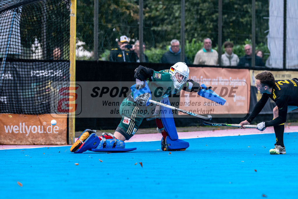 SM_20241012-D85_7704 | 1.Bundesliga Feldhockey (M) HTHC - RWK /n.P. 10:9 (1:0,3:3)