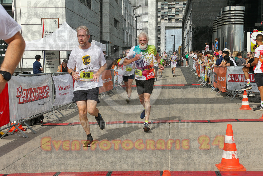 250920_1331_EX1_5182 | Sportfotografie im Rhein-Sieg Kreis, Köln, Bonn, NRW, Rheinland Pfalz, Hessen, etc. Unser Tätigkeitsfeld umfasst den Laufsport vom Volkslauf über den Marathon, Duathlon, Triathon bis zum Ultralauf wie Kölnpfad Ultra oder Schindertrail.