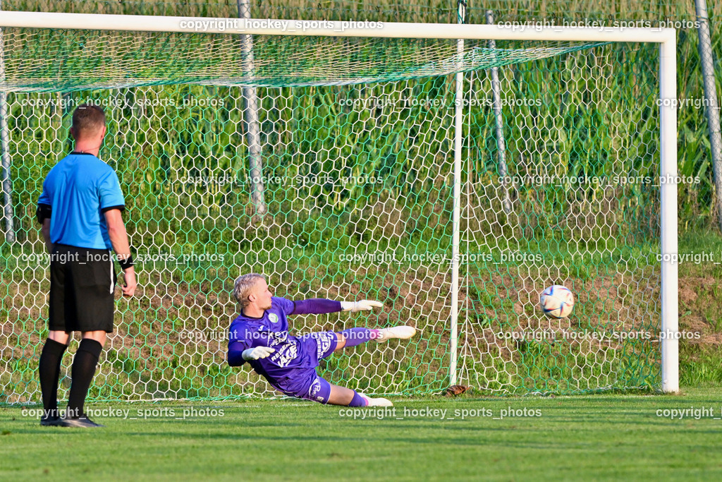 FC Lendorf vs. SC St.Veit | Elfmeter, #39 Lukas Michael Unterlader FC Lendorf, FC Lendorf vs. SC St.Veit, FC Lendorf vs. SC St.Veit am 17.08.2024 in Lendorf (Thomas Morgenstern-Arena), Austria, (Photo by Bernd Stefan)