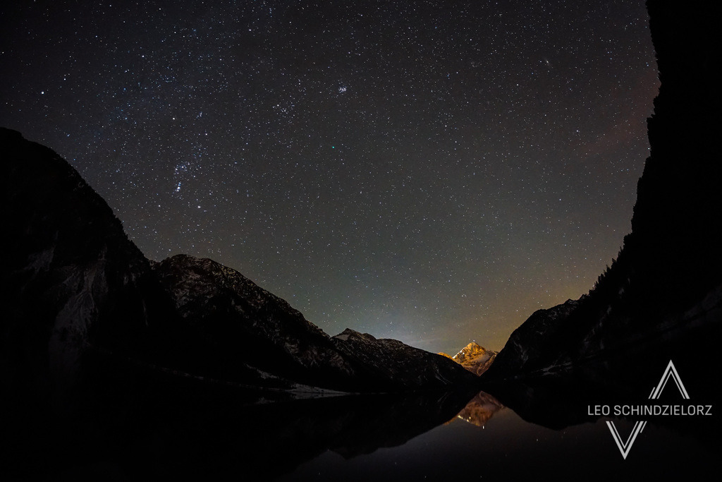 Fotografie_Leo_Schindzielorz_AT_Winter_Tirol_Plansee_Lovejoy_DSC00942-2 | Atmosphärische Landschaftsbilder & Drohnenaufnahmen aus dem Allgäu, Tirol, Südtirol & der Schweiz – ideal für Leinwanddrucke & zur stilvollen Raumgestaltung. - Realisiert mit Pictrs.com