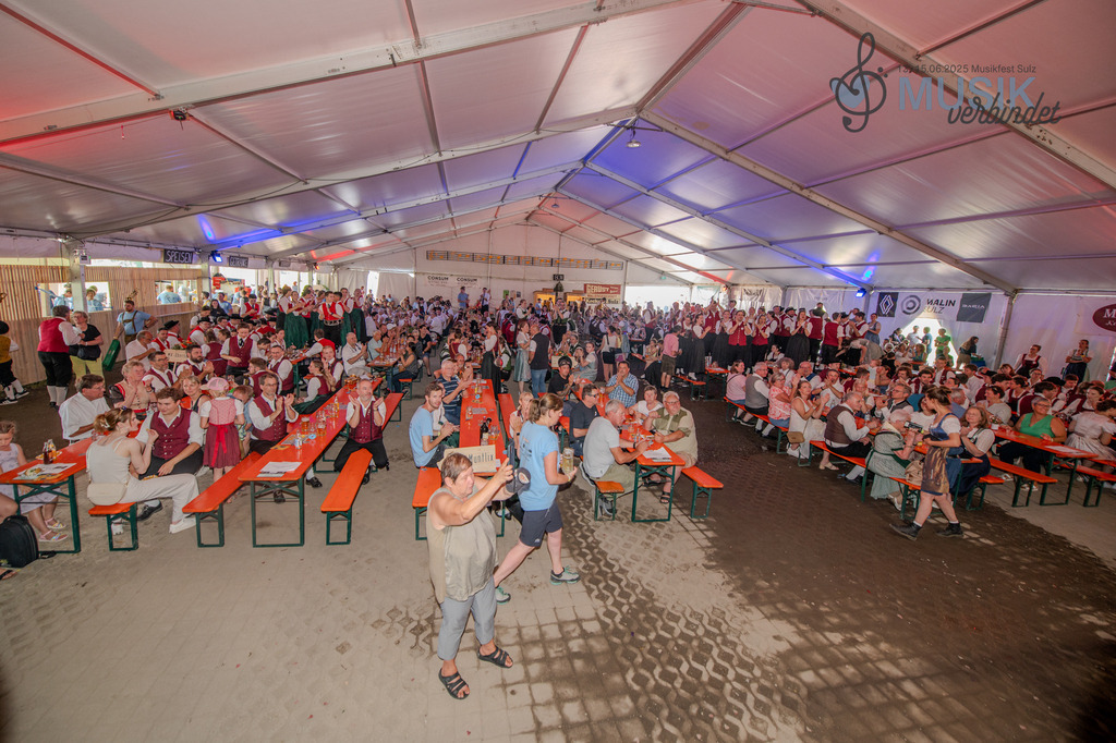 _DSC0461 | "Fussifoto.com – Ihr Ansprechpartner für hochwertige Fotografie! Entdecken Sie kreative Bilder und professionelle Dienstleistungen. Kontaktieren Sie uns für Ihre Projekte!"