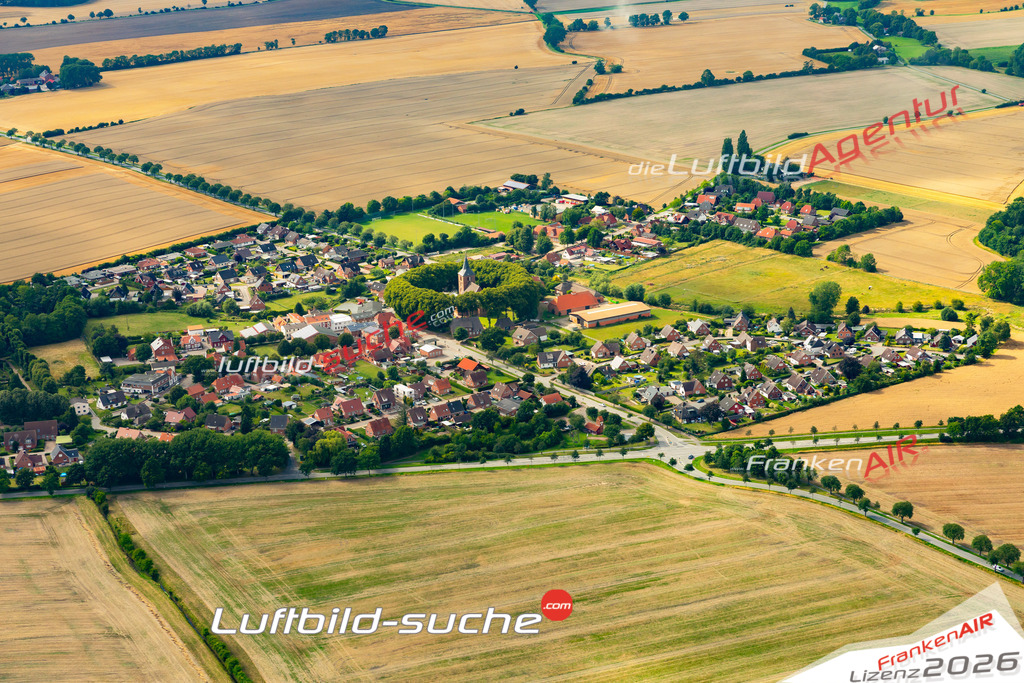 Das Luftbild der Stadt Neukirchen wurde 2022 vom Flugzeug heraus erstellt (keine Drohnen-Aufnahmen) Aufnahmehöhe ca.450 Meter- hohe Bildauflösung und Druck-Qualität. Garantiert!
