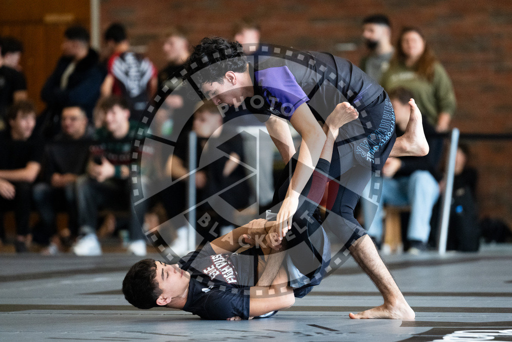 20251129PBB6046 | Fighters compete during the luta livre competition ILLCS XI winter edition on November 29, 2025 in Hannover, Germany.