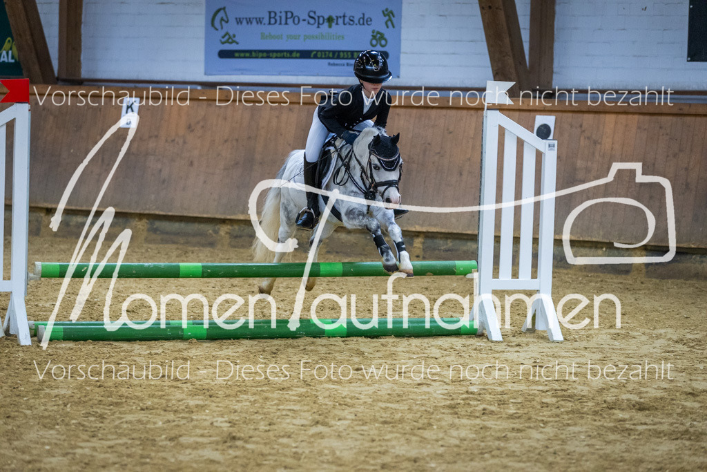 Sth-WBO25-SprR-011 | MomenTaufnahmen Pferdesportfotos