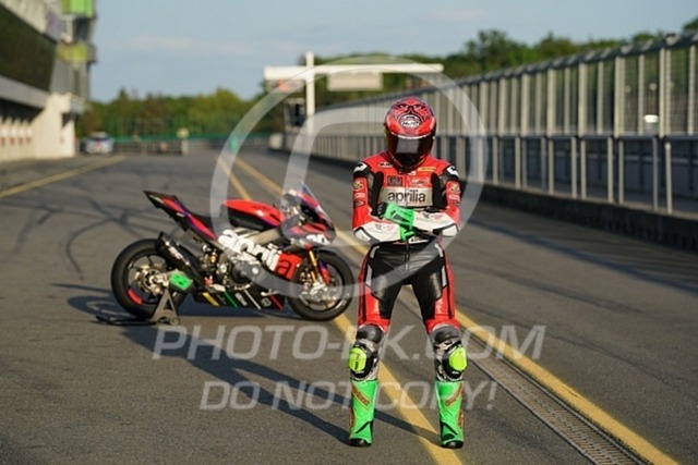 2024_05_02_PBK_10378 | Sportfotografie; SlowMotion; Video; Rennstrecke; Hafeneger; Speer; Racing; RSE; BMW; CBO; Trackday; Motorsportarena; Hockenheimring; Brno; Most; Barcelona; Valencia