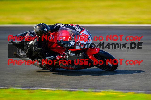 MaZZes_FotoMatrix_240725_6007705_6872 | ROT