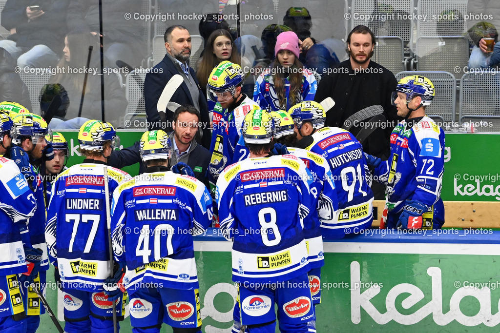 EC IDM Wärmepumpen VSV vs. Hydro Fehervar AV 19 | EC VSV Spielerbank, Pierre Allard Headcoach EC VSV, Marco Pewal Assistant Coach EC VSV, #9 Alexander Rauchenwald EC VSV, EC IDM Wärmepumpen VSV vs. Hydro Fehervar AV 19, EC IDM Wärmepumpen VSV vs. Hydro Fehervar AV 19  am 17.01.2026 in Villach (Stadthalle Villach), Austria, (Photo by Bernd Stefan)