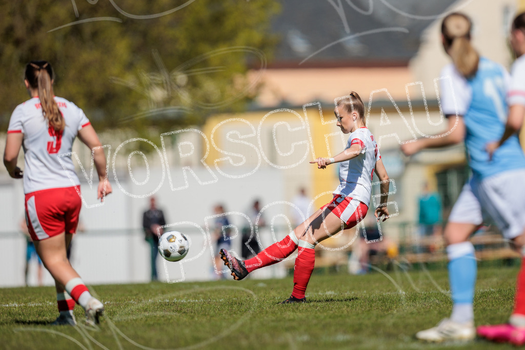 Gipfeltreffen der Frauen: Finale um den Sachsenlotto Landespokal 2026 | Am 1. Mai 2026 trafen im Endspiel des Sachsenlotto Landespokals die Frauen des Chemnitzer FC und die zweite Mannschaft von RasenBallsport Leipzig aufeinander. Vor stimmungsvoller Kulisse kämpften beide Teams ab 15:00 Uhr um die begehrte Trophäe des sächsischen Fußballs. Diese Galerie zeigt die Highlights, packende Zweikämpfe und die emotionalsten Momente des Finaltags. - Realisiert mit Pictrs.com