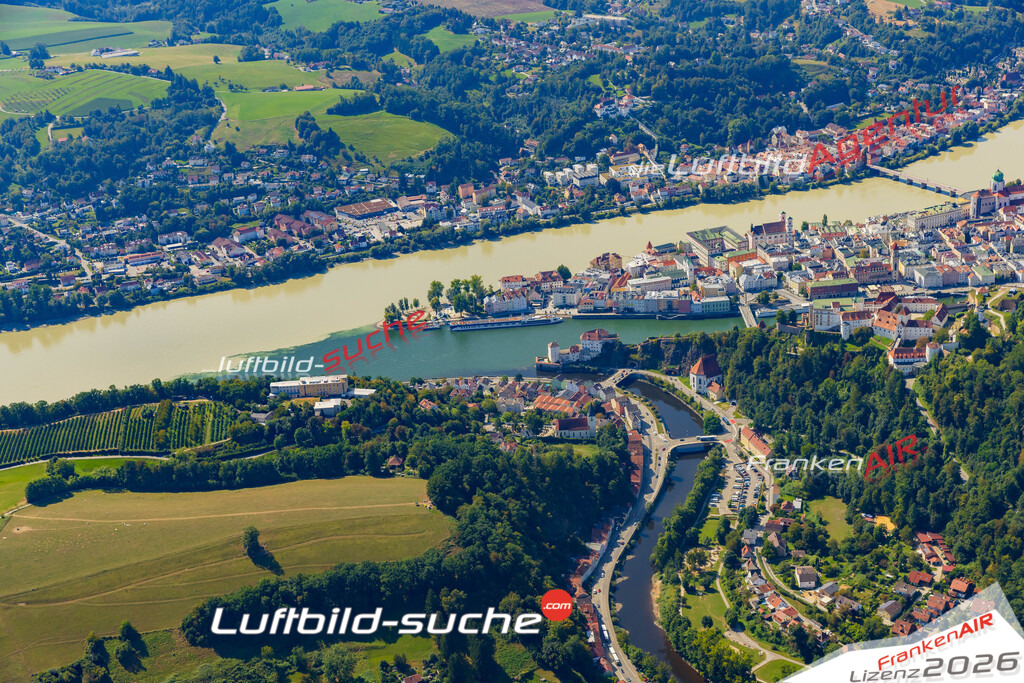 Luftaufnahme von  Passau - Die Luftaufnahme wurde 2025 vom UL-Flugzeug heraus erstellt ( keine Drohne ) - Hochauflösende Luftaufnahme - für professionelle Ausdrucke geeignet. Die Geschenkidee !Mit Lizenz und Bildrechte bestellbar