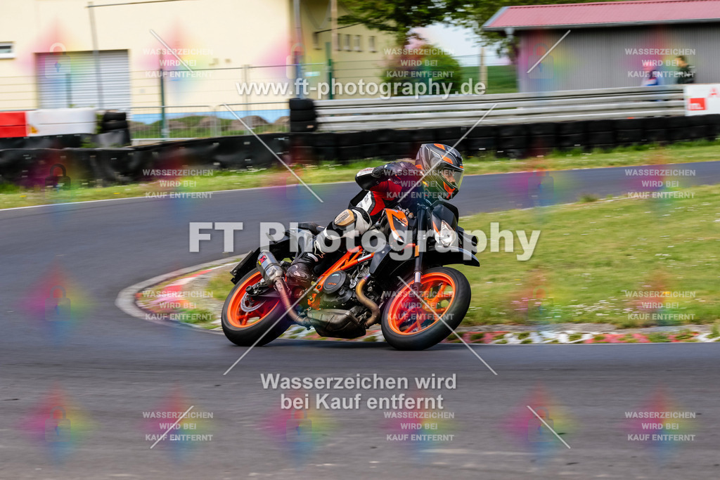 MotoTeamVBK-20741 | Hier findet Ihr Bilder von Touristenfahrten auf der Nürburgring Nordschleife oder von anderen Veranstaltungen die ich besucht habe. Viel Spass beim Durch Schauen 