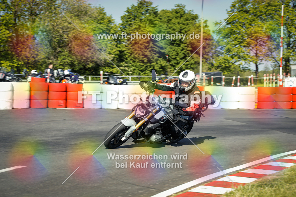 OBK_Mai_Justin_Uwe-10203 | Hier findet Ihr Bilder von Touristenfahrten auf der Nürburgring Nordschleife oder von anderen Veranstaltungen die ich besucht habe. Viel Spass beim Durch Schauen 