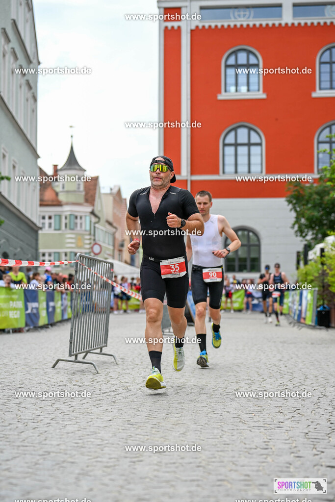 SZI_6242 | Stadttriathlon Erding 2025. #yourpictrs #sportshot_your_pictrs @Sportshotphotography #stadttriathlonerding Copyright: www.sportshot.de