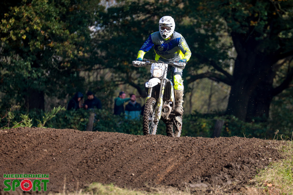 OpenTrack2024_Sonntag_Hobbyfahrer_153 | Bildergalerie von Sport-Ereignissen aber auch von weiteren spannenden Dingen - nicht nur vom Niederrhein. In Anlehnung an den bekannten Spruch von Hanns Dieter Hüsch heißt das Motto: "Niederrhein ist überall".  - Realisiert mit Pictrs.com