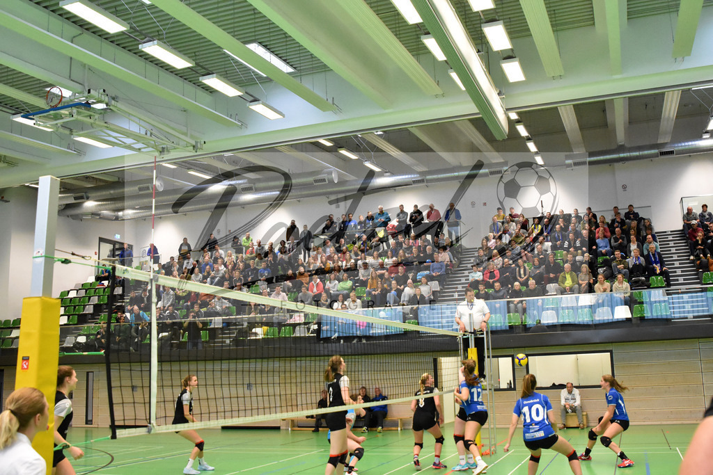 20200202_VCOOTB_0013 | Volleyball, Frauen:   waehrend des Spiels der Regionalliga NordWest zwischen VC Osnabrueck und Oldenburger TB in der Schlosswall-Halle am 02.02.2020 in Osnabrueck, Deutschland. - Realisiert mit Pictrs.com