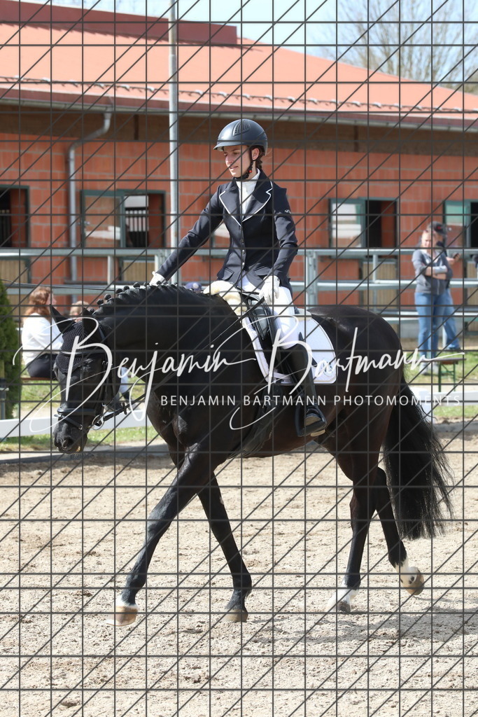 AZ2A3555 | Benjamin Bartmann Photomoments