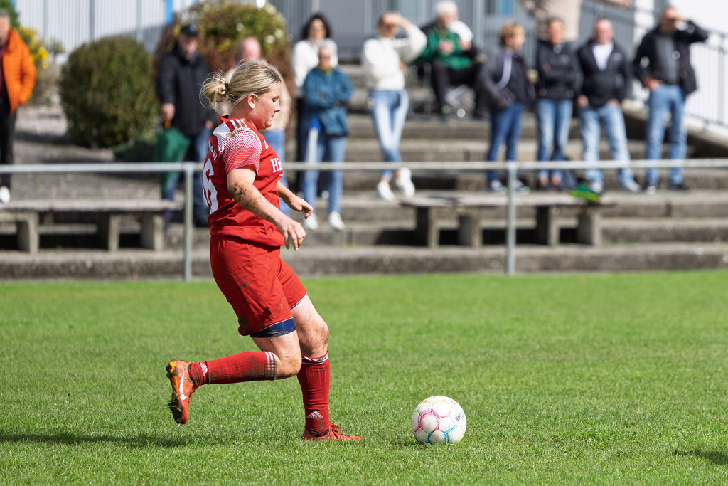 HÄRFCH_250914_9471 | FC Härtsfeld 03 vs. 1.FC Heidenheim 1846 II, Fußball, Frauen, Bezirksliga, 2025/2026, 1. Spieltag, 14.09.2025 in Dischingen(Foto: Michael Bulling) - Realisiert mit Pictrs.com