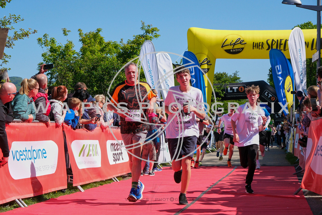 ..... | LINZ,AUSTRIA,27.April 24, Int. 3 Brückenlauf Linz  , Image shows: Photo: WAPICS / Michael ring