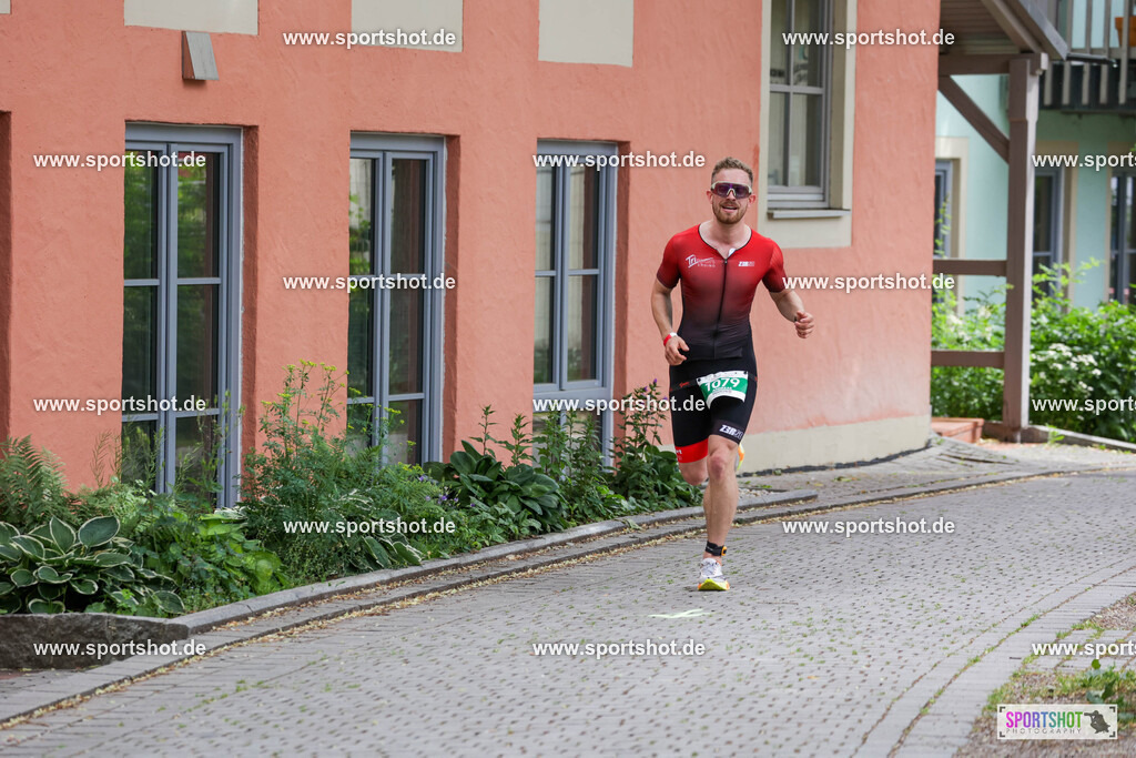 KSZ_3833 | Stadttriathlon Erding 2025. #yourpictrs #sportshot_your_pictrs @Sportshotphotography #stadttriathlonerding Copyright: www.sportshot.de
