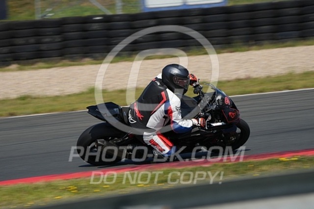 2024_08_15_PBK_13759 | Sportfotografie; SlowMotion; Video; Rennstrecke; Hafeneger; Speer; Racing; RSE; BMW; CBO; Trackday; Motorsportarena; Hockenheimring; Brno; Most; Barcelona; Valencia