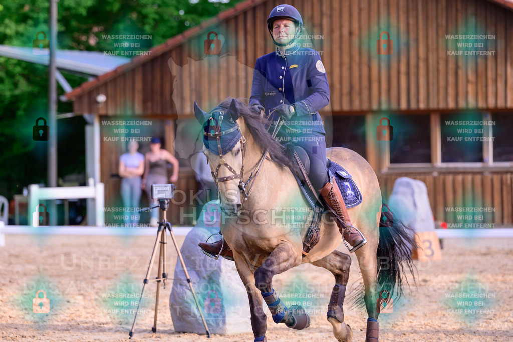 02052026-Giesenbach-03-Speedtrail-1302 | Fokus Hufschlag Fotografie - Realisiert mit Pictrs.com
