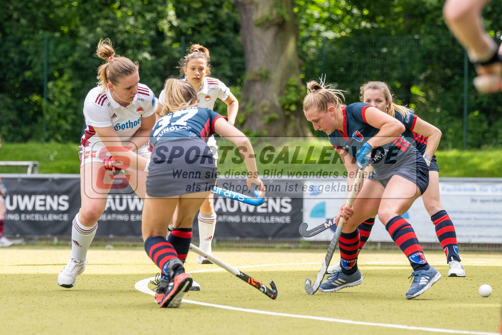 SFE_20230520_0043 | 1. Bundesliga Hockey Viertelfinale 2 Damen Rot-Weiss Köln - Berliner HC am 20.05.2023 in Köln (KTHC Stadion Rot-Weiss Köln Tennis and Hockey Club), Photo: Stephan Fehrmann 2023 (Sports-Gallery)