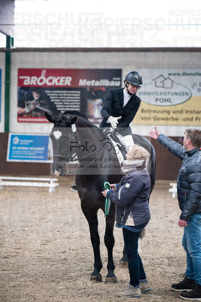 Hallenreittunier Voxtrup 2023 | Entdecke hochwertige Reitturnierfotos von Foto Oger. Professionell, emotional und authentisch – jetzt Lieblingsmomente im Shop bestellen.Deutschlandweite Turnierfotografie. - Realisiert mit Pictrs.com