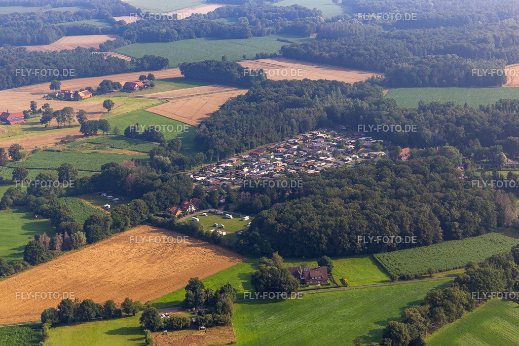 Erholungsgebiet Waldvelen,  Familie ven der Buss | Luftbild: Erholungsgebiet Waldvelen,  Familie ven der Buss in Velen im Bundesland Nordrhein-Westfalen in Deutschland. Foto: IMG_008277.jpg vom 18.07.2020 durch Werner Riehm/FLY-FOTO.de - Realisiert mit Pictrs.com