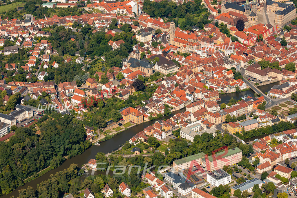 bamberg-klassische-luftaufnahme-2413-jahr-2024 | Das Luftbild zeigt :  Bamberg - Die Luftaufnahme wurde 2024 vom UL-Flugzeug aus erstellt ( keine Drohne ) - Hochauflösende Luftaufnahme - Für grossformatige Ausdrucke geeignet. Die Geschenkidee !Mit Lizenz und Bildrechte bestellbar