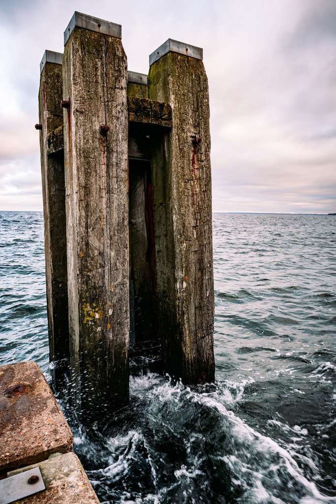 Heimat - Ostsee | FI-LO Bildershop – Entdecken Sie beeindruckende Fotografie und inspirierende Videoproduktionen. Tauchen Sie ein in faszinierende Welten und lassen Sie sich von meinen einzigartigen Werken auf eine emotionale Reise mitnehmen. Perfekt für Kunstliebhaber und - Realisiert mit Pictrs.com