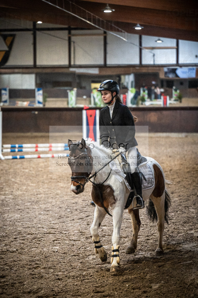 DOS_0098 | Entdecke hochwertige Reitturnierfotos von Foto Oger. Professionell, emotional und authentisch – jetzt Lieblingsmomente im Shop bestellen.Deutschlandweite Turnierfotografie. - Realisiert mit Pictrs.com